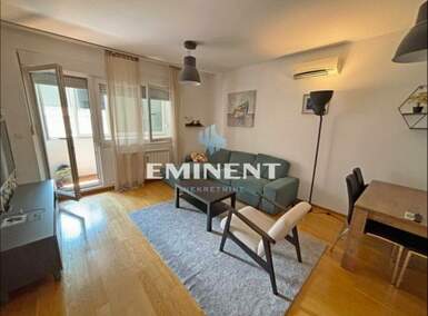 Trosoban stan, Beograd - Lekino Brdo | Izdavanje · 60m² · 900€