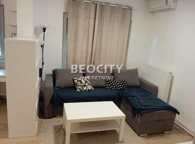 Dvosoban stan, Novi Sad - Centar | Izdavanje · 40m² · 450€