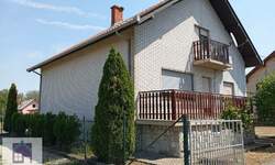 Kuća, Beograd - Ratari | Prodaja · 200m² · 127.000€