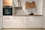 Trosoban stan, Beograd - Vračar (centar) | Izdavanje · 75m² · 1.000€