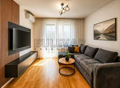 Dvoiposoban stan, Niš - Pravni fakultet | Izdavanje · 69m² · 600€