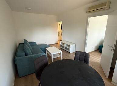 Jednoiposoban stan, Beograd | Izdavanje · 37m² · 550€