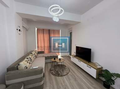 Jednoiposoban stan, Jagodina | Izdavanje · 40m² · 270€