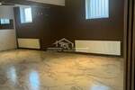Poslovni prostor / Lokal, Beograd - Petlovo Brdo | Izdavanje · 180m² · 1.000€