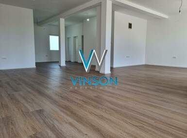 Poslovni prostor / Lokal, Novi Sad - Veternička rampa | Izdavanje · 110m² · 790€