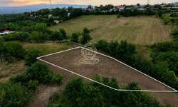 Plac, Niš - Kovanluk | Prodaja · 1059m² · 37.000€