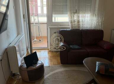 Stan, Niš - Bulevar Zona 1 | Prodaja · 150m² · 257.000€