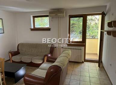 Dvosoban stan, Novi Sad - Centar | Izdavanje · 45m² · 400€
