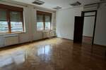 Poslovni prostor / Lokal, Beograd - Čubura | Izdavanje · 58m² · 700€
