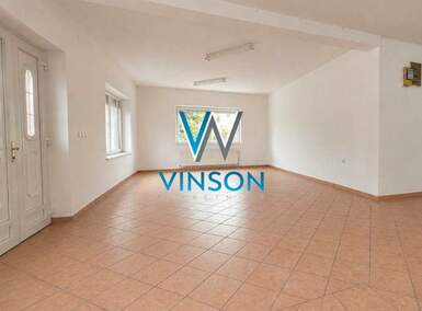 Poslovni prostor / Lokal, Novi Sad - Veternik | Izdavanje · 147m² · 700€