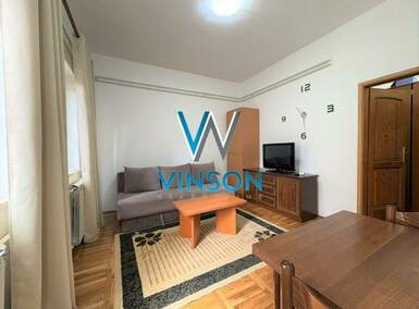 Jednosoban stan, Novi Sad - Bulevar Oslobođenja | Izdavanje · 24m² · 300€
