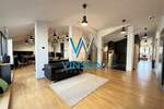 Poslovni prostor / Lokal, Novi Sad - Grbavica | Izdavanje · 226m² · 3.500€