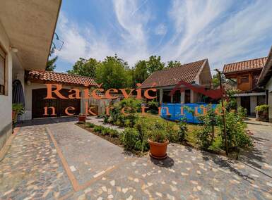 Kuća, Pančevo - Starcevo | Prodaja · 484m² · 299.000€