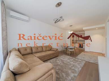Trosoban stan, Beograd - Beograd Na Vodi | Izdavanje · 76m² · 1.600€