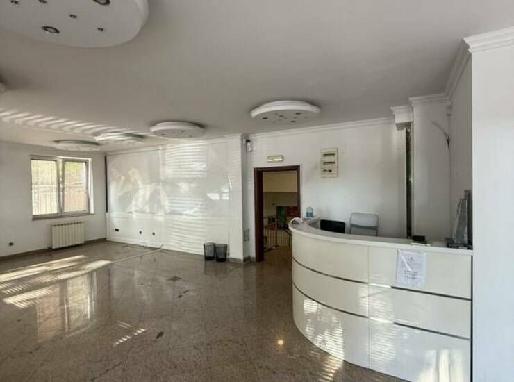 Poslovni prostor / Lokal Beograd, FON – fotografija 1