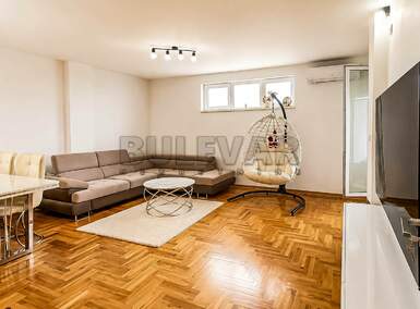 Jednoiposoban stan, Niš - Pantelej(Niš) | Izdavanje · 49m² · 450€