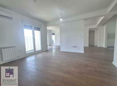 Troiposoban stan, Beograd - Obrenovac (mesto) | Prodaja · 113m² · 189.500€