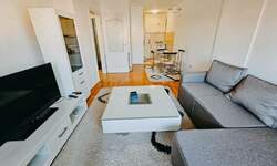 Trosoban stan, Niš - Bulevar dr Zorana Đinđića | Izdavanje · 70m² · 450€