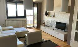 Trosoban stan, Niš - Pantelej(Niš) | Izdavanje · 77m² · 600€