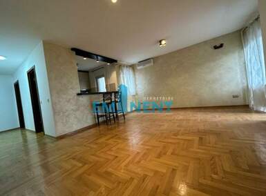 Trosoban stan, Beograd - Autokomanda | Izdavanje · 80m² · 700€