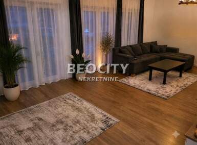 Kuća, Beograd - Ugrinovci | Prodaja · 267m² · 230.000€