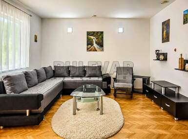 Trosoban stan, Niš - Pantelej(Niš) | Izdavanje · 95m² · 500€