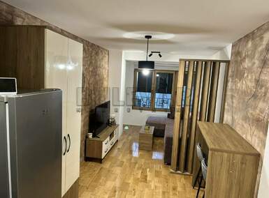 Garsonjera, Niš - Centar | Izdavanje · 33m² · 350€