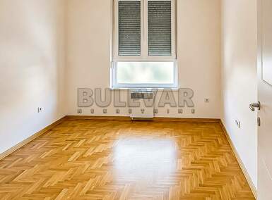 Poslovni prostor / Lokal, Niš - Pantelej(Niš) | Izdavanje · 44m² · 400€
