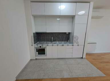 Dvoiposoban stan, Niš - Dom zdravlja | Izdavanje · 66m² · 550€