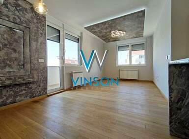 Poslovni prostor / Lokal, Novi Sad - Centar | Izdavanje · 74m² · 900€