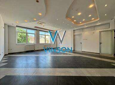 Poslovni prostor / Lokal, Novi Sad - Bulevar Oslobođenja | Izdavanje · 250m² · 1.800€