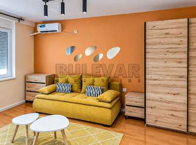 Garsonjera, Niš - Ledena stena | Izdavanje · 28m² · 320€