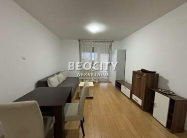 Jednosoban stan, Novi Sad - Centar | Izdavanje · 33m² · 270€