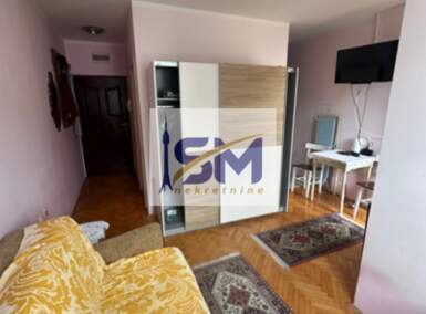 Jednosoban stan, Beograd - Bele Vode | Izdavanje · 22m² · 300€