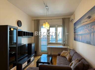 Trosoban stan, Novi Sad - Bulevar Oslobođenja | Prodaja · 59m² · 242.000€