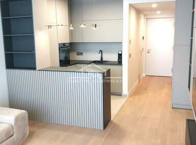 Jednosoban stan, Beograd - Blok 65 | Izdavanje · 33m² · 700€