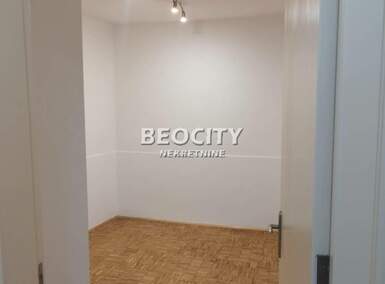 Poslovni prostor / Lokal, Beograd - Vračar (centar) | Izdavanje · 84m² · 900€