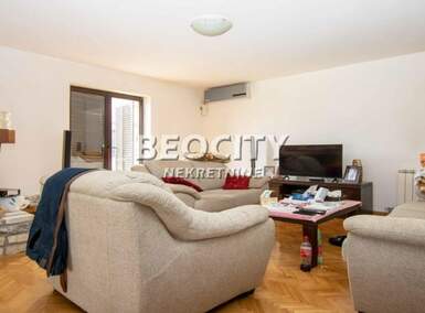 Kuća, Beograd - Voždovac | Prodaja · 320m² · 360.000€