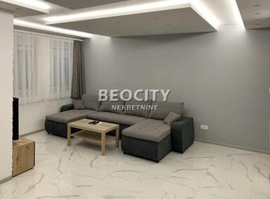 Trosoban stan, Beograd - Vračar (centar) | Izdavanje · 72m² · 1.300€
