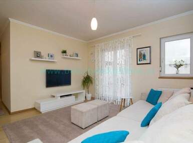 Trosoban stan, Beograd - Vračar (centar) | Izdavanje · 70m² · 1.100€