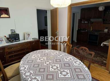 Kuća, Beograd - Leštane | Prodaja · 340m² · 240.000€