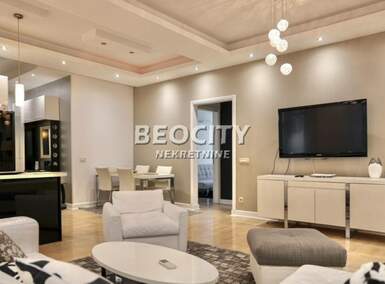 Trosoban stan, Beograd - Vračar (centar) | Prodaja · 122m² · 307.000€