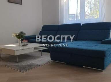 Kuća, Novi Sad - Petrovaradin | Izdavanje · 90m² · 1.000€