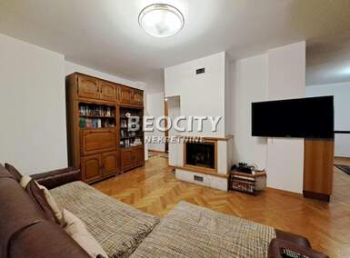Cetvorosoban stan, Beograd - Vračar (centar) | Prodaja · 107m² · 380.000€