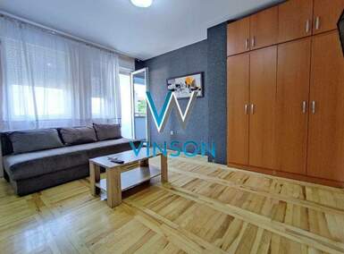 Garsonjera, Novi Sad - Bulevar Oslobođenja | Izdavanje · 25m² · 300€