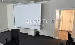 Poslovni prostor / Lokal, Novi Sad - Bulevar Oslobođenja | Izdavanje · 256m² · 3.500€