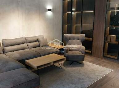 Stan, Beograd - Kalenić pijaca | Prodaja · 198m² · 870.000€