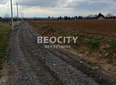 Plac, Sremska Mitrovica - Manđelos | Prodaja · 1000m² · 12.000€