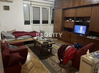 Trosoban stan, Beograd - Kneza Miloša (centar) | Prodaja · 80m² · 300.000€