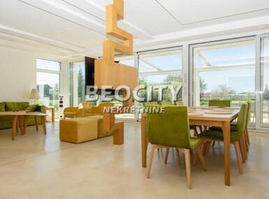 Kuća, Stara Pazova - Belegiš | Prodaja · 380m² · 750.000€